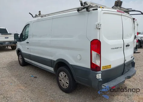 2017 Ford Transit-250 z USA, uszkodzony, nr VIN 1FTYR1YM8HKB51464
